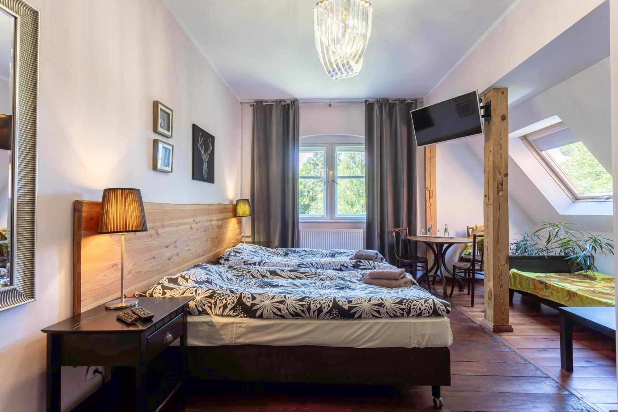 Palac Mysliwski Orle Solutions Miroslawiec ภายนอก รูปภาพ