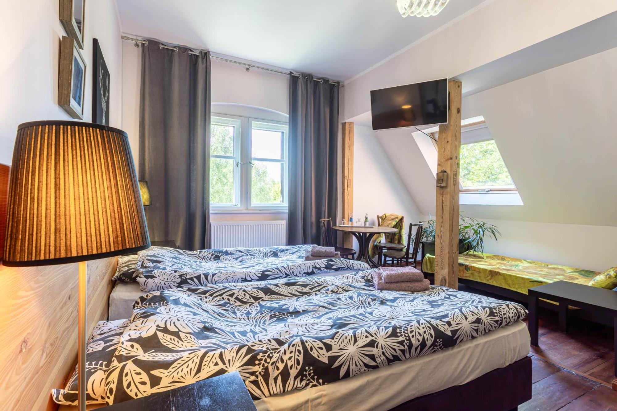 Palac Mysliwski Orle Solutions Miroslawiec ภายนอก รูปภาพ